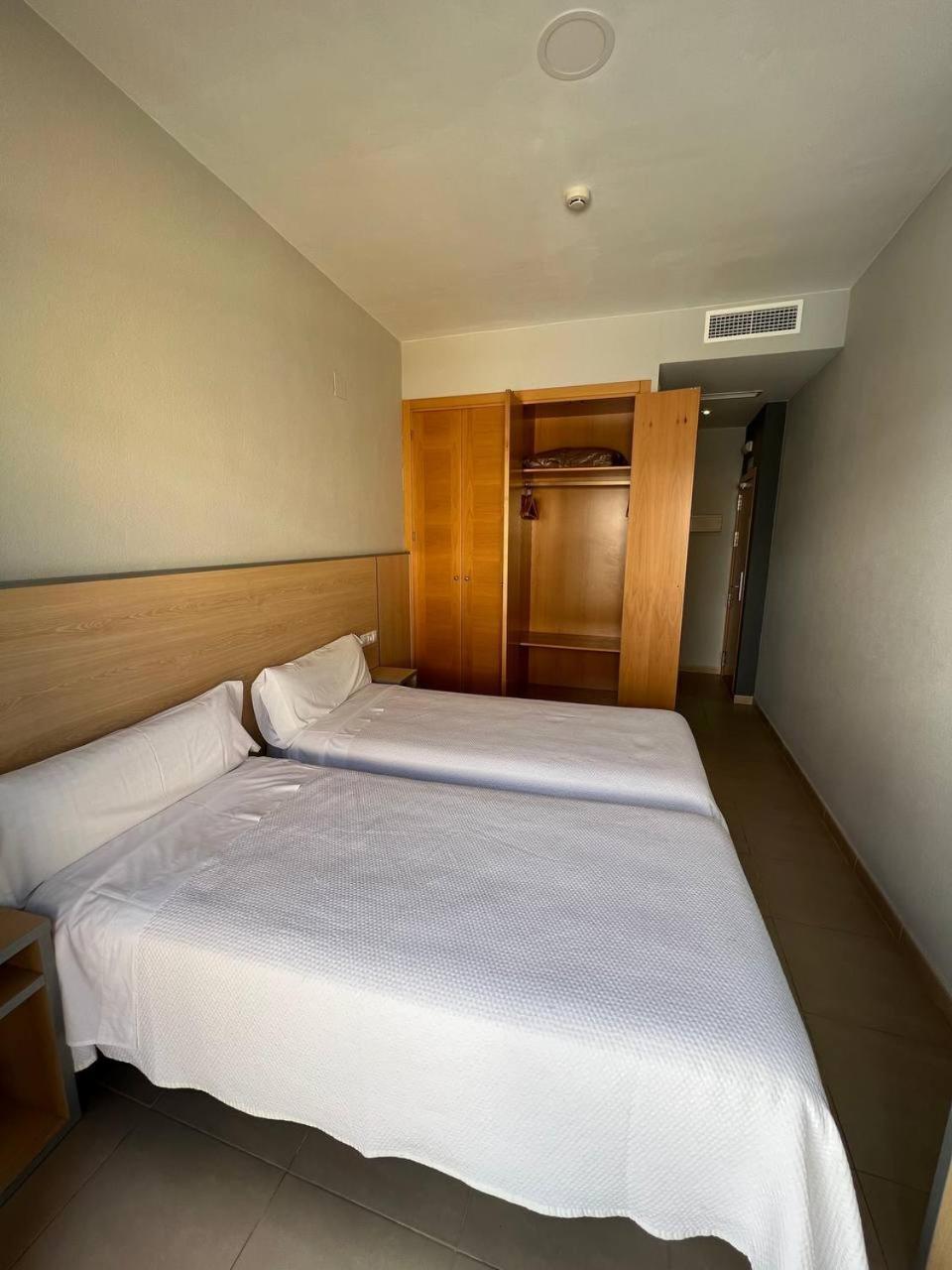 Hostal Manuela Punta Umbria Exterior photo